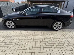 Schwarz Gebraucht 2020 Jaguar XE Limousine | 22.999 € (Superpreis)