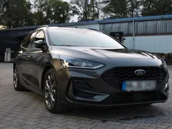 Grau Gebraucht 2024 Ford Focus ST Kombi | 23.499 € (Superpreis)