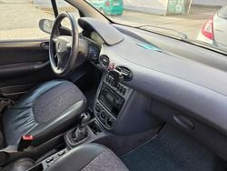 Schwarz Gebraucht 2002 Mercedes A190 Elegance Van / Kleinbus | 950 € (Superpreis)