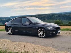 Schwarz Gebraucht 2012 BMW 318 Comfort Edition Limousine | 9.000 € (Fairer Preis)