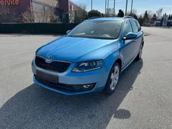 Blau Gebraucht 2013 Skoda Octavia Ambition Kombi | 10.500 € (Fairer Preis)