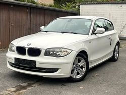 Weiß Gebraucht 2011 BMW 116 Kleinwagen | 3.250 € (Guter Preis)