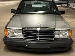 Silber Gebraucht 1991 Mercedes 190 Limousine | 3.390 €