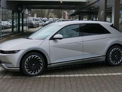 Gravity gold / mat Neu 2025 Hyundai Ioniq Kleinwagen | 69.675 €