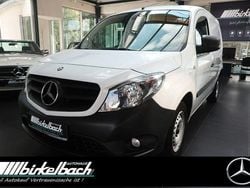 Weiß Gebraucht 2019 Mercedes Citan 108 Van / Kleinbus | 10.900 € (Fairer Preis)