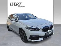 Weiß Gebraucht 2024 BMW 118 Sport Line Kleinwagen | 26.980 € (Fairer Preis)