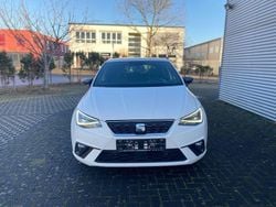 Weiß Gebraucht 2017 Seat Ibiza Limousine | 8.900 € (Fairer Preis)