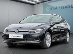 Schwarz Gebraucht 2024 VW Golf VIII Kombi | 27.649 € (Guter Preis)