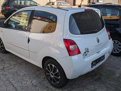 Weiß Gebraucht 2009 Renault Twingo Kleinwagen | 3.950 €