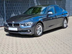 Grau Gebraucht 2017 BMW 318 Advantage Limousine | 17.477 € (Guter Preis)