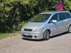 Silber Gebraucht 2003 Opel Zafira OPC Van / Kleinbus | 3.000 € (Fairer Preis)