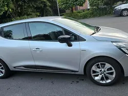 Silber Gebraucht 2016 Renault Clio IV Kleinwagen | 6.100 € (Fairer Preis)