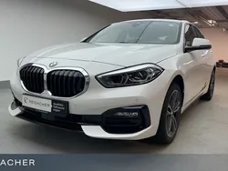 Alpinweiss Gebraucht 2024 BMW 118 Shadowline Kleinwagen | 24.349 € (Guter Preis)