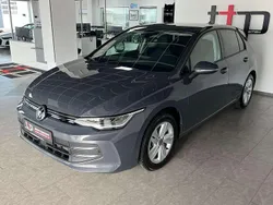 Delfingrau metallic Gebraucht 2024 VW Golf VIII R Limousine | 25.850 € (Superpreis)