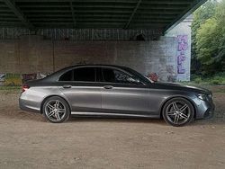 Grau Gebraucht 2016 Mercedes E220 Limousine | 24.999 € (Teuer)