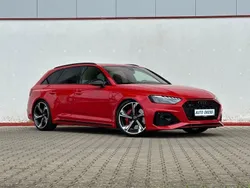 Rot Gebraucht 2020 Audi RS4 Sport Limousine | 49.790 € (Etwas zu teuer)