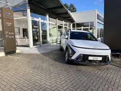 Atlas white Gebraucht 2025 Hyundai Kona Trend SUV | 29.980 €