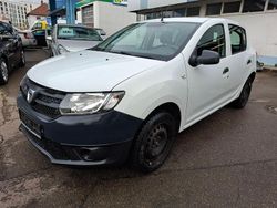 Weiß Gebraucht 2015 Dacia Sandero Essentiel Kleinwagen | 4.890 € (Guter Preis)