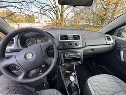 Silber Gebraucht 2008 Skoda Fabia Limousine | 750 € (Guter Preis)