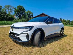 Weiß Gebraucht 2022 Renault Mégane Limousine | 26.000 € (Fairer Preis)