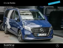 Stahlblau Gebraucht 2024 Mercedes V220 Van / Kleinbus | 62.900 €