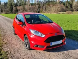 Rot Gebraucht 2014 Ford Fiesta Sport Kleinwagen | 7.500 € (Fairer Preis)