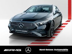 Metalliclack kosmosschwarz Gebraucht 2025 Mercedes A200 AMG line Limousine | 34.990 € (Fairer Preis)