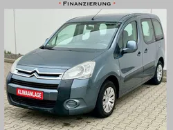 Grau Gebraucht 2011 Citroën Berlingo Van / Kleinbus | 5.790 € (Etwas zu teuer)