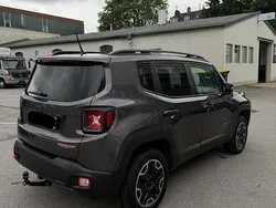 Grau Gebraucht 2017 Jeep Renegade Trailhawk SUV | 14.850 € (Guter Preis)
