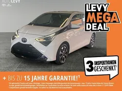 Weiß Gebraucht 2021 Toyota Aygo Team Kleinwagen | 12.890 € (Fairer Preis)