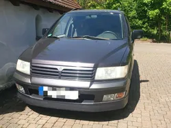 Violet Gebraucht 2001 Mitsubishi Space Wagon Van / Kleinbus | 800 € (Guter Preis)