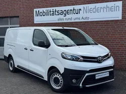 Weiß Gebraucht 2022 Toyota Proace Van | 18.890 € (Superpreis)