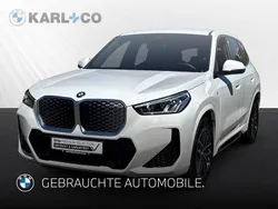 Weiss Gebraucht 2024 BMW iX1 M Sport SUV | 40.790 € (Guter Preis)