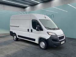 Weiß Gebraucht 2024 Peugeot Boxer Van | 28.690 € (Guter Preis)