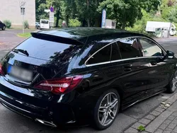 Schwarz Gebraucht 2018 Mercedes CLA200 AMG line Kombi | 22.400 € (Teuer)