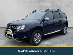 Cosmosblau Gebraucht 2017 Dacia Duster Lauréate SUV | 11.490 € (Fairer Preis)
