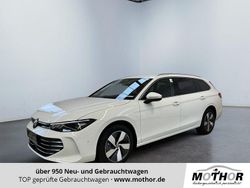 Purewhite uni Neu 2025 VW Passat Kombi | 45.480 € (Teuer)