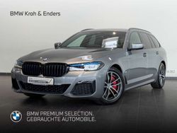 Grau Gebraucht 2023 BMW 520 M Sport Kombi | 52.950 €