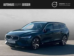 Denim blue Gebraucht 2024 Volvo V60 Core Kombi | 35.850 € (Guter Preis)