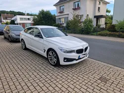 Weiß Gebraucht 2016 BMW 318 Gran Turismo Sport Line Kombi | 11.000 €