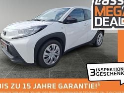 Weiß Gebraucht 2022 Toyota Aygo X Play SUV | 12.480 € (Guter Preis)