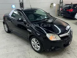 Schwarz Gebraucht 2005 Opel Tigra Sport Cabrio | 2.290 € (Fairer Preis)