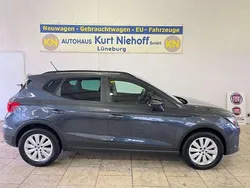 Magnetic grau metallic Gebraucht 2023 Seat Arona Style SUV | 21.940 € (Fairer Preis)