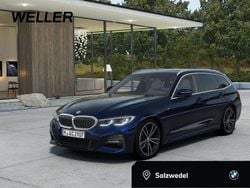 Tansanitblau ii (blau) Gebraucht 2021 BMW 318 Efficient Dynamics Kombi | 27.450 € (Fairer Preis)