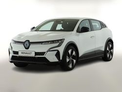 Weiss Gebraucht 2023 Renault Megane E-Tech Equilibre Limousine | 19.870 € (Superpreis)