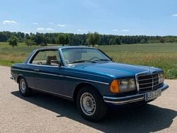 Blau Gebraucht 1977 Mercedes 230 Coupé | 11.999 €