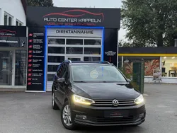 Schwarz Gebraucht 2017 VW Touran Highline Van / Kleinbus | 15.990 € (Guter Preis)