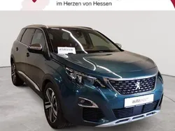 Smaragd grün metallic Gebraucht 2019 Peugeot 5008 GT Van / Kleinbus | 19.590 € (Guter Preis)