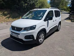 Weiß Gebraucht 2021 Peugeot Rifter Allure Van / Kleinbus | 17.900 € (Fairer Preis)