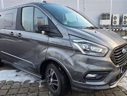 Grau Gebraucht 2021 Ford Tourneo Sport Van / Kleinbus | 33.500 € (Guter Preis)